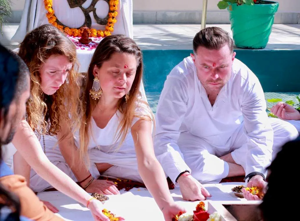 300 hours hatha yoga teacher training in rishikesh
